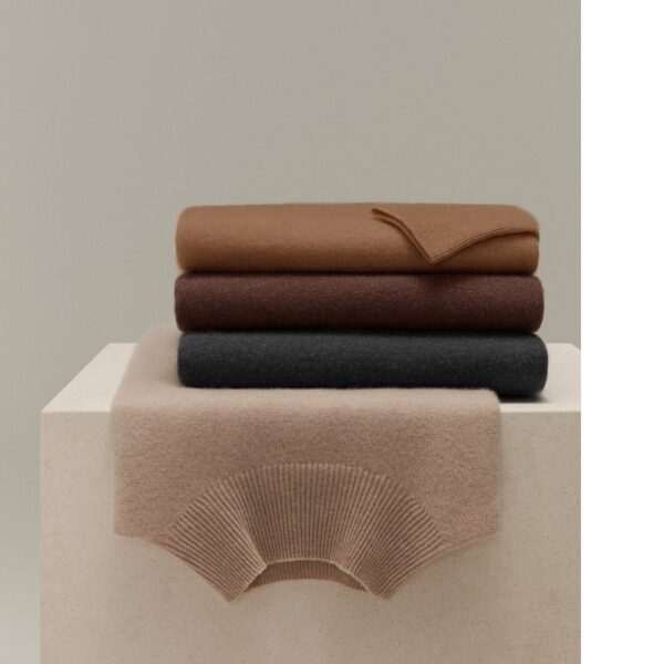 100% merino wool seamless sweater